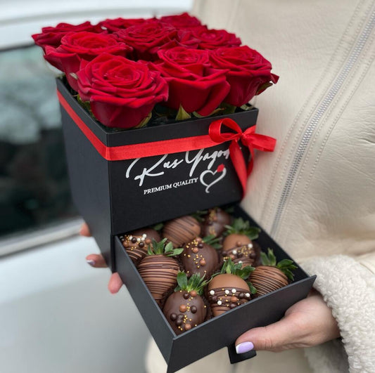 Flowers, Flower’s Bouquet, Flower boxes and gifts, Strawberry in chocolate on VALENTINE’S DAY