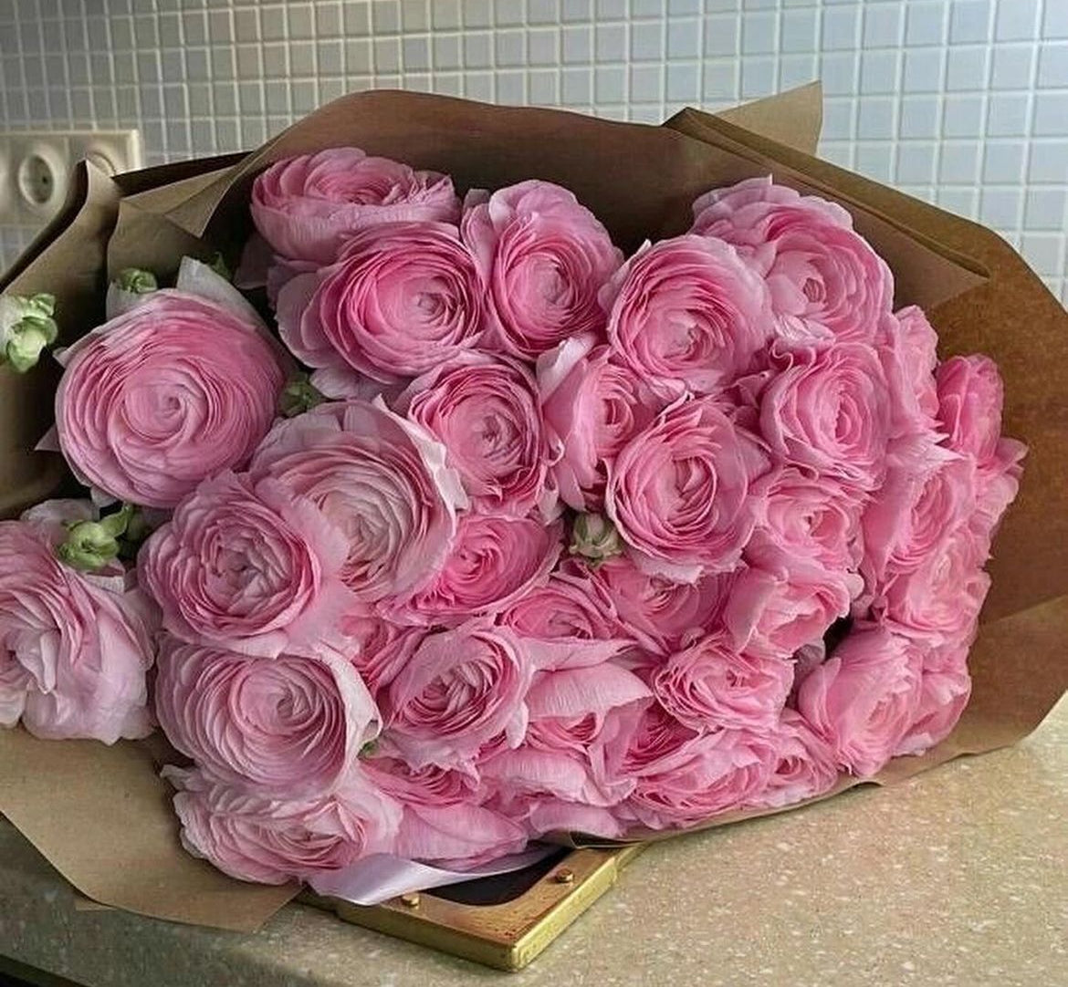 Bouquet "Sweet 16" -pink ranunculuses