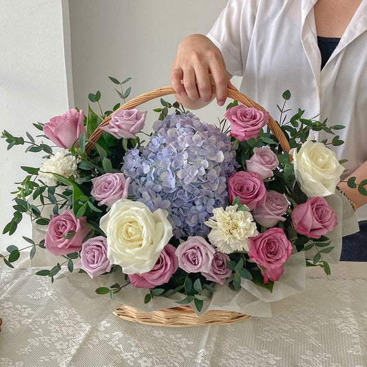 Love Basket ( size medium on the photo)